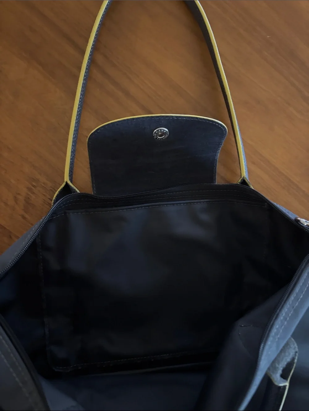 Longchamp 9x15 compact